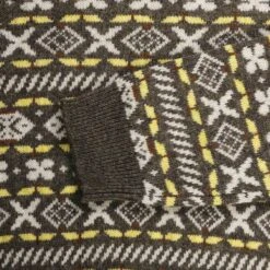 A.P.C. John Jumper - Kaki 5 A.P.C. John Jumper - Kaki -Stuarts Fashion Store a p c john jumper kaki p60808 898678 image