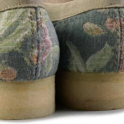Clarks Originals Wallabee - Grey Floral -Stuarts Fashion Store clarks originals wallabee grey floral p59200 872424 image