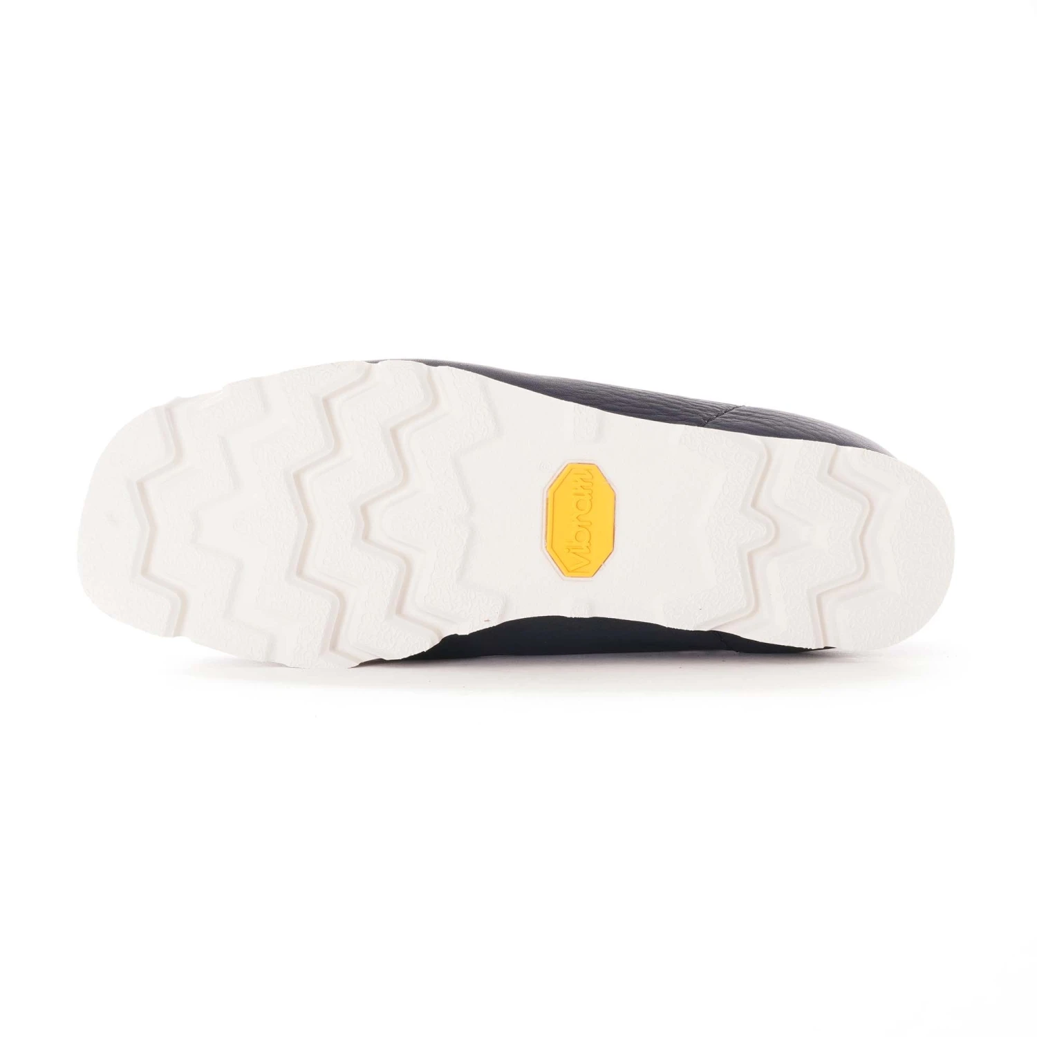 Clarks Originals Wallabee GTX - Navy 4 Clarks Originals Wallabee GTX - Navy - Image 4