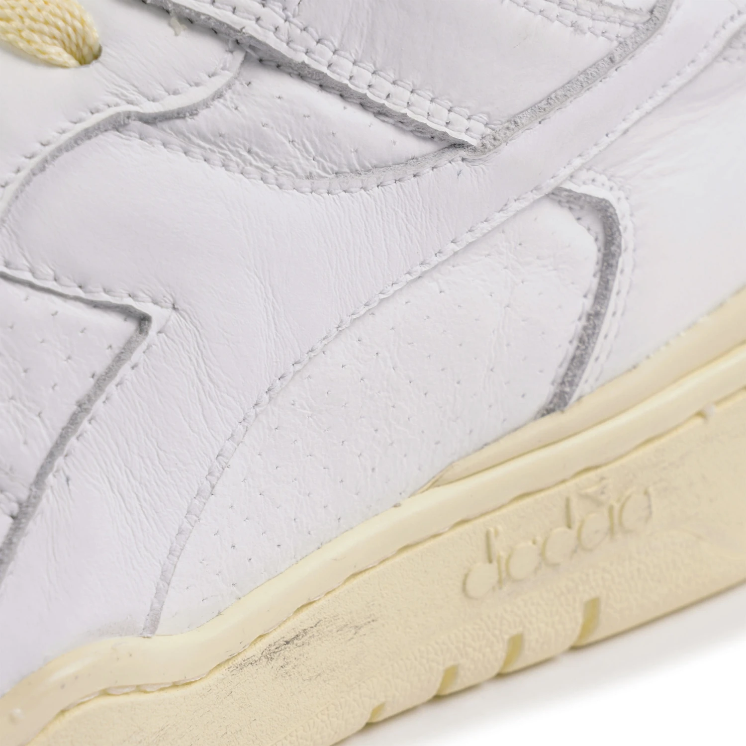 Diadora B.560 Cork Used Italia - White 5 Diadora B.560 Cork Used Italia - White - Image 5