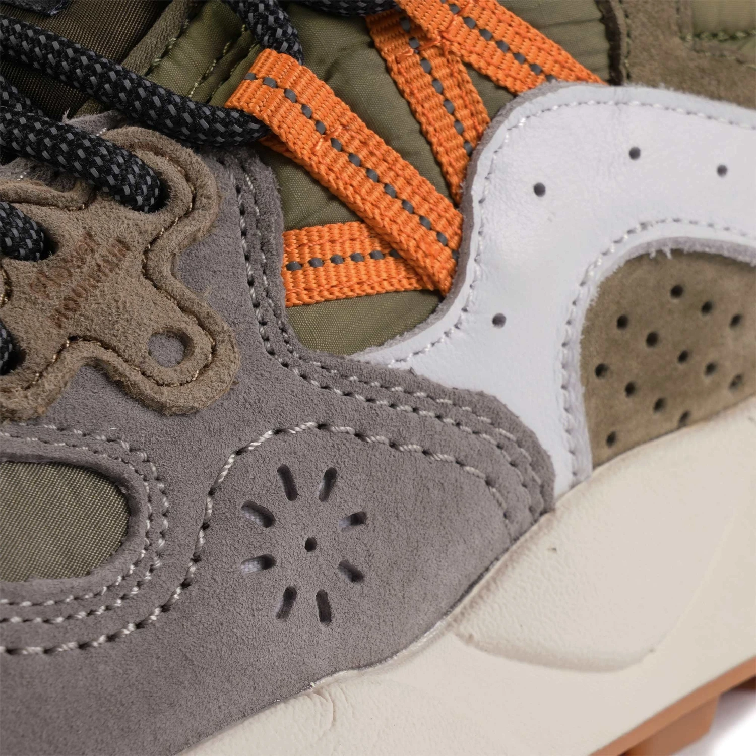 Flower Mountain Yamano 3 - Anthracite 5 Flower Mountain Yamano 3 - Anthracite - Image 5