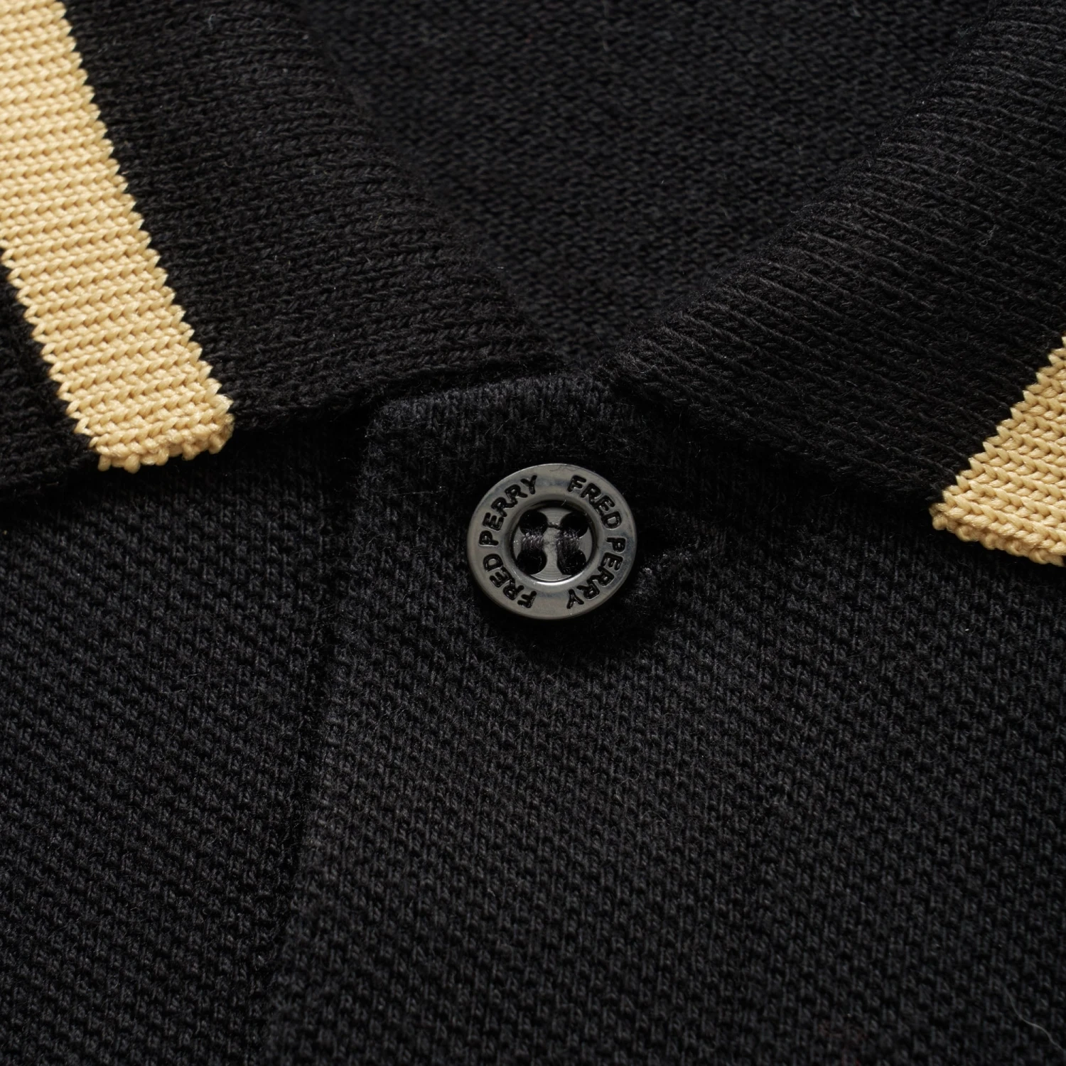 Fred Perry Reissues M2 Single Tipped Polo - Black/Champagne 4 Fred Perry Reissues M2 Single Tipped Polo - Black/Champagne - Image 4