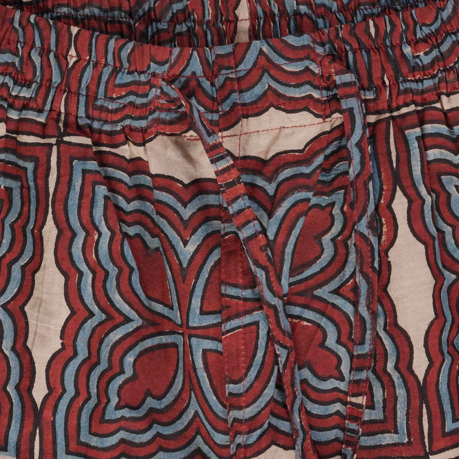 Kardo Alghero Shorts - Red 2 Kardo Alghero Shorts - Red - Image 2