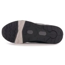 Karhu Fusion 2.0 - Black -Stuarts Fashion Store karhu fusion 2 0 black p51551 693587 image