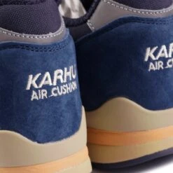 Karhu Synchron Classic - Reflecting Pond And Deep Lagoon 11 Karhu Synchron Classic - Reflecting Pond And Deep Lagoon -Stuarts Fashion Store karhu synchron classic reflecting pond and deep lagoon p61006 903959 image