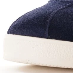 Karhu Trampas - Navy/White -Stuarts Fashion Store karhu trampas navy white p47626 575456 image