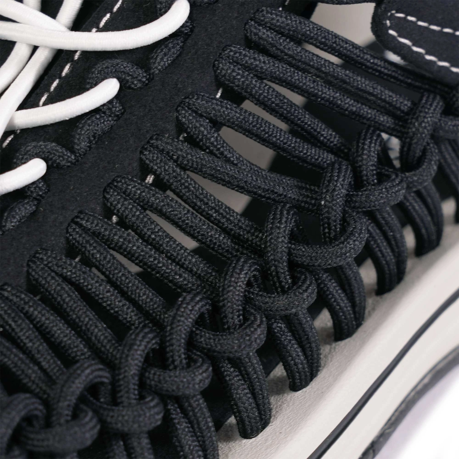 Keen Uneek - Black/Birch 5 Keen Uneek - Black/Birch - Image 5