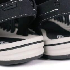 Keen Uneek - Black/Birch 11 Keen Uneek - Black/Birch -Stuarts Fashion Store keen uneek black birch p58580 853721 image