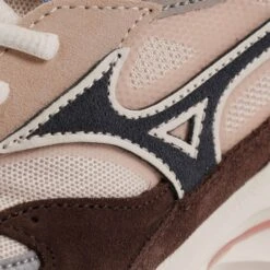 Mizuno Wave Rider B - Brown 10 Mizuno Wave Rider B - Brown -Stuarts Fashion Store mizuno wave rider b brown p60967 902683 image