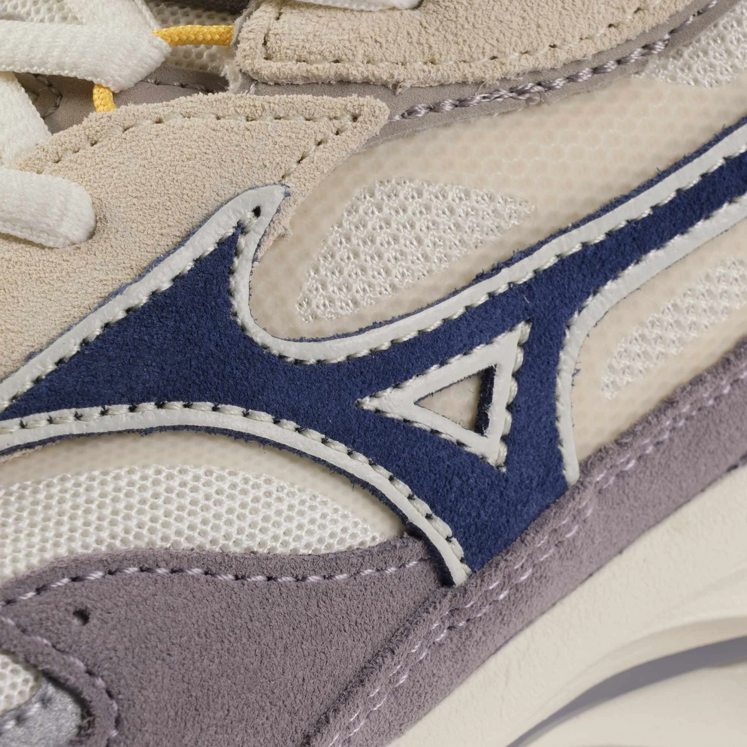 Mizuno Wave Rider B - Grey 4 Mizuno Wave Rider B - Grey - Image 4