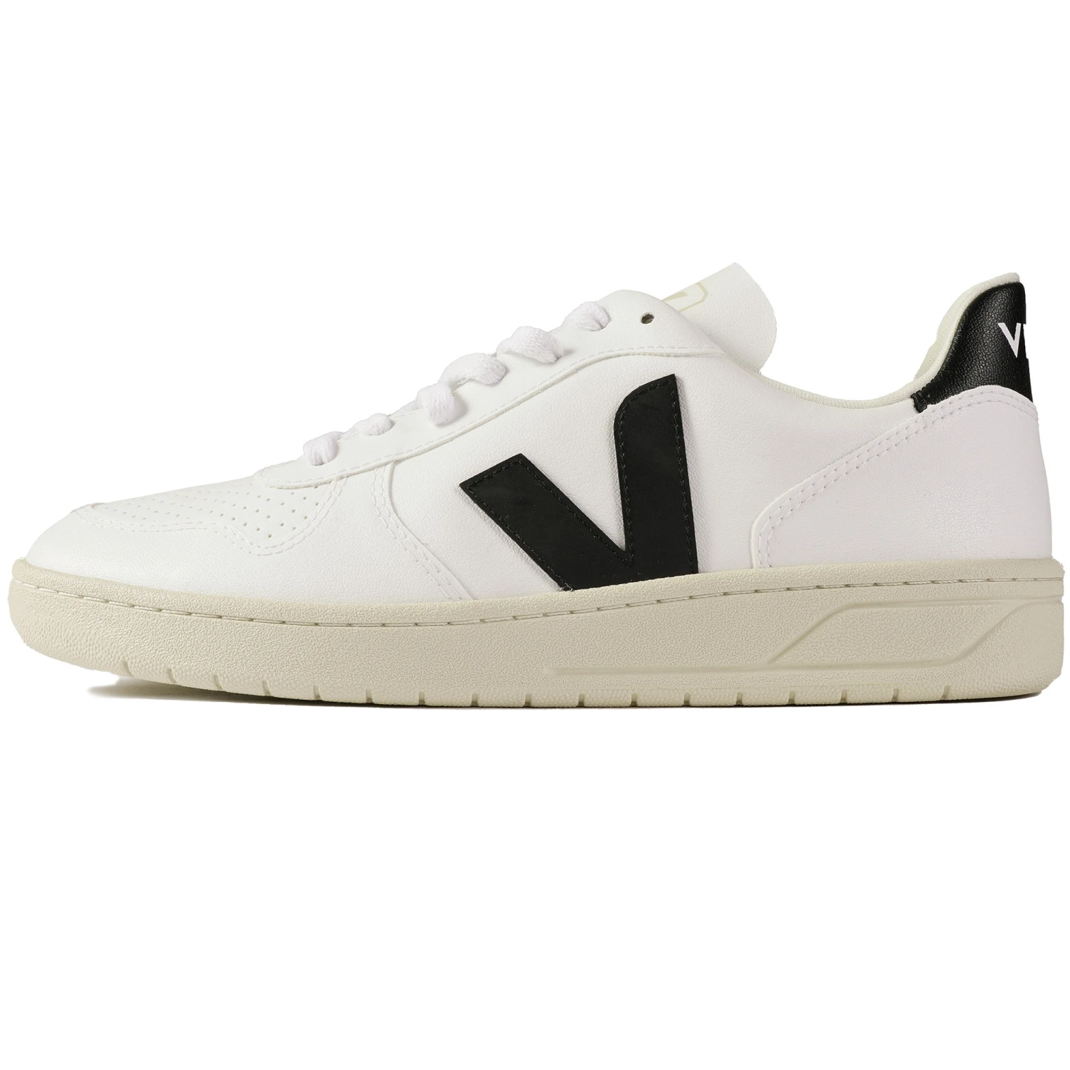 VEJA V-10 CWL - White & Black 1 VEJA V-10 CWL - White & Black